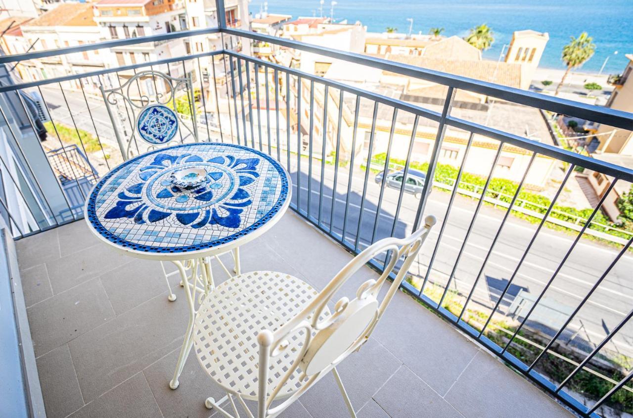 Vista Mare Apartments Giardini Naxos Luaran gambar
