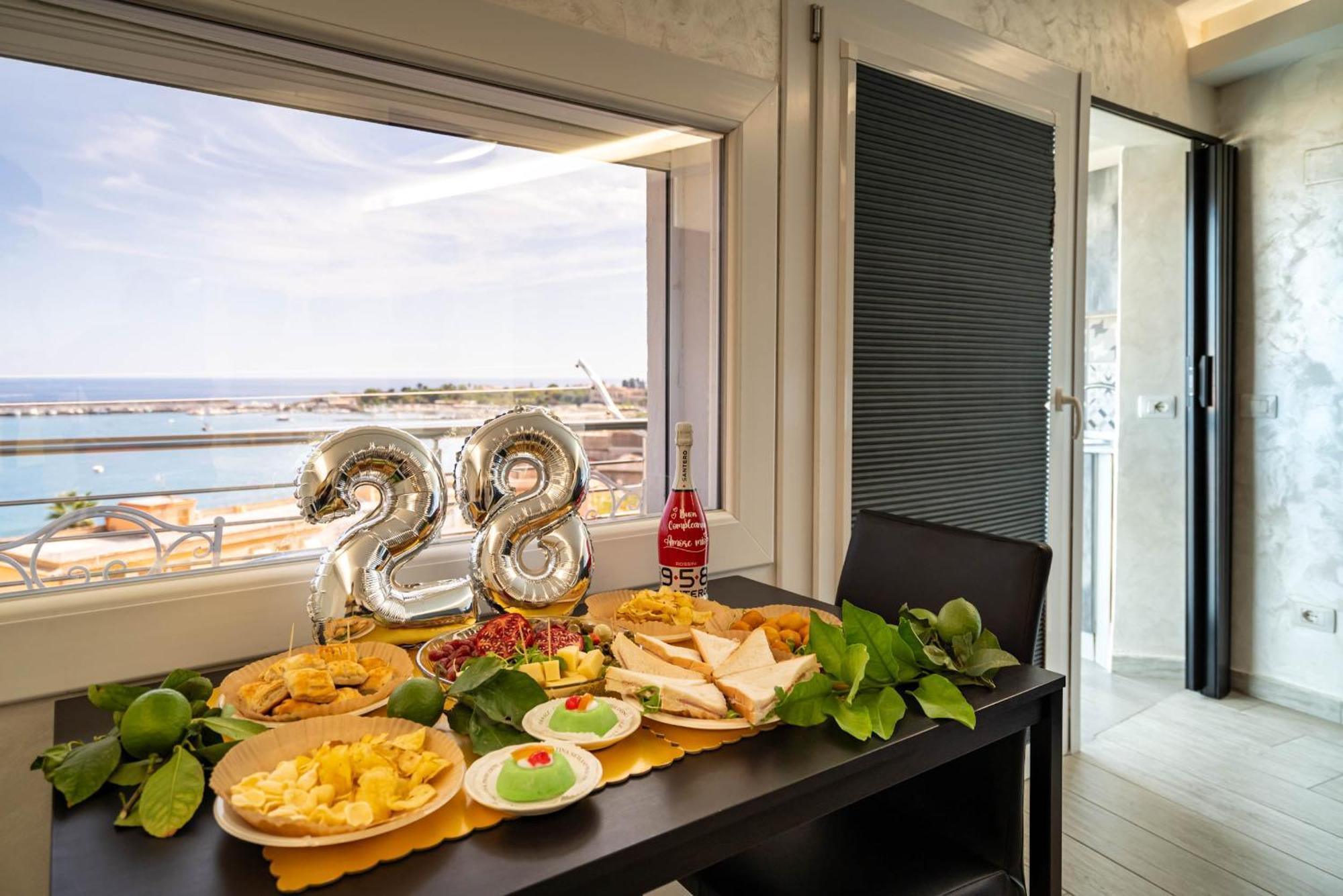 Vista Mare Apartments Giardini Naxos Luaran gambar